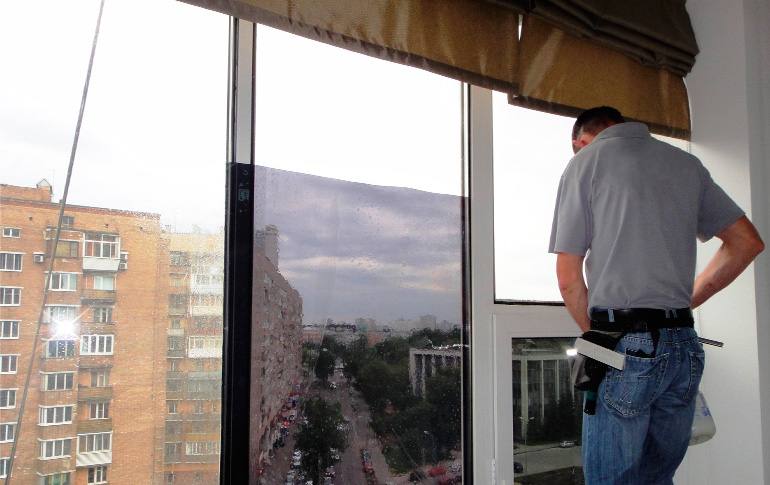 montazh po tonirovaniju okon voronezh